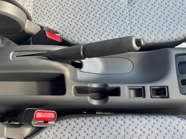 �X�Y�L�P������m���ׂ����ԗ����`�F�b�N���āA����C�������m�F���Ă���܂��B���s���ȓ_�͂��C�y�ɂ��⍇��������