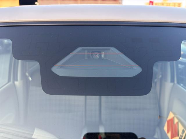 アルトラパンＬＣ ＬＣ　ＨＹＢＲＩＤ　Ｌ　６型　ＬＥＤヘッドランプ　アルミ　デュアルセンサーブレーキＩＩ｜ＬＣ専用フロントグリル｜運転席シートヒーター｜プレミアムＵＶ＆ＩＲカットガラス（フロントドア）｜フルオートエアコン｜ＵＳＢ電源ソケット｜（6枚目）