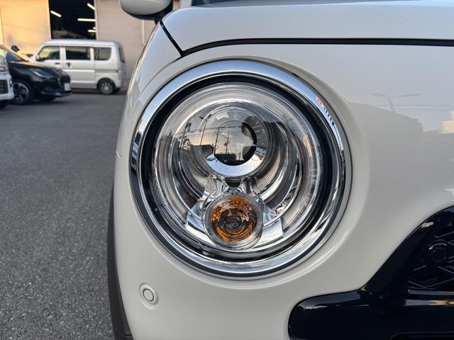 アルトラパンＬＣ ＬＣ　ＨＹＢＲＩＤ　Ｌ　６型　ＬＥＤヘッドランプ　アルミ　デュアルセンサーブレーキＩＩ｜ＬＣ専用フロントグリル｜運転席シートヒーター｜プレミアムＵＶ＆ＩＲカットガラス（フロントドア）｜フルオートエアコン｜ＵＳＢ電源ソケット｜（25枚目）