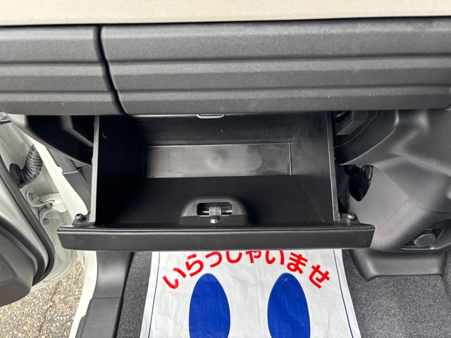 スペーシア ＨＹＢＲＩＤ　Ｘ　全方位モニター付ナビ　シートヒーター　デュアルセンサーブレーキＩＩ｜後席両側ワンアクションパワースライドドア｜ＬＥＤヘッドランプ｜リモート格納式ドアミラー｜スリムサーキュレーター｜スズキコネクト対応｜マルチユースフラップ｜（68枚目）