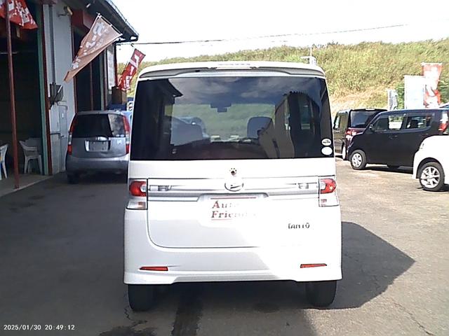 タント カスタムＸフル装備安心保証整備車検２４ヵ月付総額２４，７万円　電動ミラクルオープンドア　メモリーナビ　ＴＶ　エコアイドル　フルエアロ　フルオートエアコン　スマート　パールホワイトＩＩＩフル装備軽自動車安心保証整備車検２４ヵ月付支払総額￥２４７，０００－（6枚目）