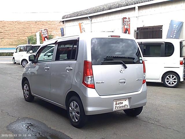 AZワゴン XG フル装備安心保証整備車検24ヵ月付総額16,7万円 チョイ乗り使用 4速オートマチック Pステアリング Pウィンド エアコン 電格ミラー プライバシーガラス CDデッキ キーレス フル装備軽自動車安心保証整備車検24ヵ月付支払総額¥167,000-(4枚目)