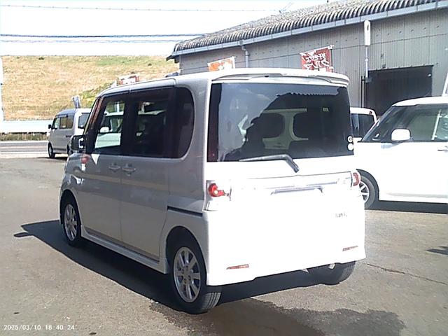 タント カスタムＸＬＴＤ　安心保証整備車検２４ヵ月付総額１９，７万円　チョイ乗り使用　電動ミラクルオープンドア　ＣＶＴオートマチック　フルオートエアコン　スマートキー　パールホワイトＩＩＩ　車検整備付　フル装備軽自動車安心保証整備車検２４ヵ月付支払総額￥１９７，０００－（4枚目）