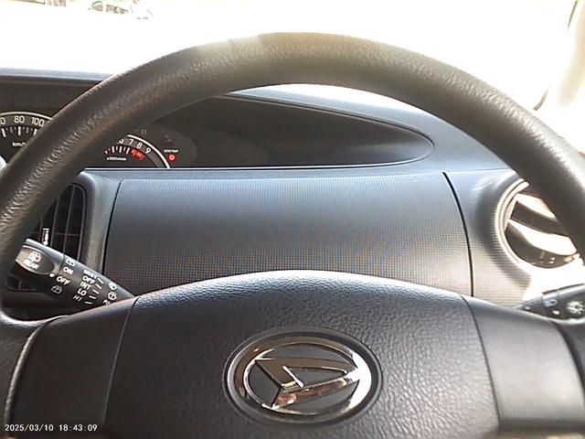 タント カスタムＸＬＴＤ　安心保証整備車検２４ヵ月付総額１９，７万円　チョイ乗り使用　電動ミラクルオープンドア　ＣＶＴオートマチック　フルオートエアコン　スマートキー　パールホワイトＩＩＩ　車検整備付　フル装備軽自動車安心保証整備車検２４ヵ月付支払総額￥１９７，０００－（18枚目）