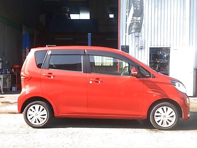 デイズ X フル装備安心保証整備車検24ヵ月付総額24,7万円 アラウンドビューモニター バックカメラ CVTオートマチック アイドリングストップ エコアイドル スマートキー 車検整備付 フル装備軽自動車安心保証整備車検24ヵ月付支払総額¥247,000-(8枚目)