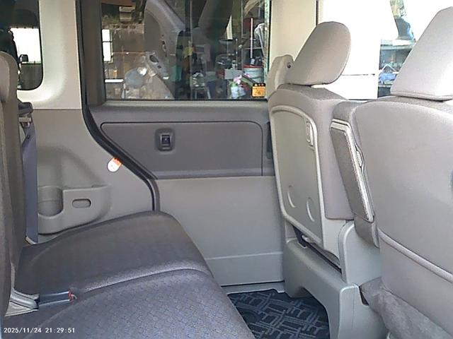 タント Ｌ　フル装備安心保証整備車検２４ヵ月付総額１６，７万円　チョイ乗り使用　ＨＤＤナビ　フルセグＴＶ　４速オートマチック　ミラクルオープンドア　ＥＴＣ　Ｐガラス　キーレス　車検整備付　フル装備軽自動車安心保証整備車検２４ヵ月付支払総額￥１６７，０００－（14枚目）