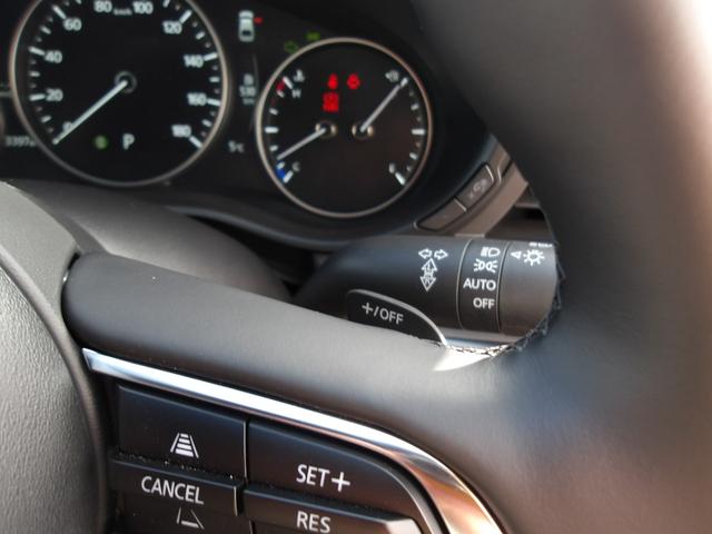 ＭＡＺＤＡ３ファストバック １．５　１５Ｓ　レトロスポーツエディション　当社デモカー／禁煙車／安全装備／ナビ／フルセグＴＶ／３６０°全方位モニター／カープレイ対応／ＢＳＭ／アダプティブＬＥＤ／レーダークルーズ／シートヒーター／ＥＴＣ／キーレス／マツダ純正１８インチアルミ（21枚目）
