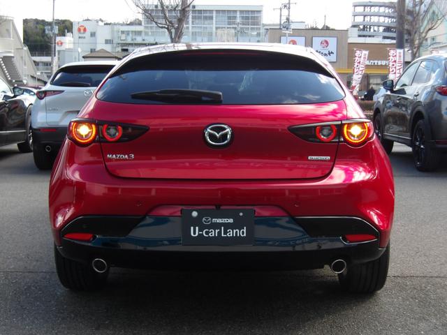 ＭＡＺＤＡ３ファストバック １．５　１５Ｓ　レトロスポーツエディション　当社デモカー／禁煙車／安全装備／ナビ／フルセグＴＶ／３６０°全方位モニター／カープレイ対応／ＢＳＭ／アダプティブＬＥＤ／レーダークルーズ／シートヒーター／ＥＴＣ／キーレス／マツダ純正１８インチアルミ（52枚目）