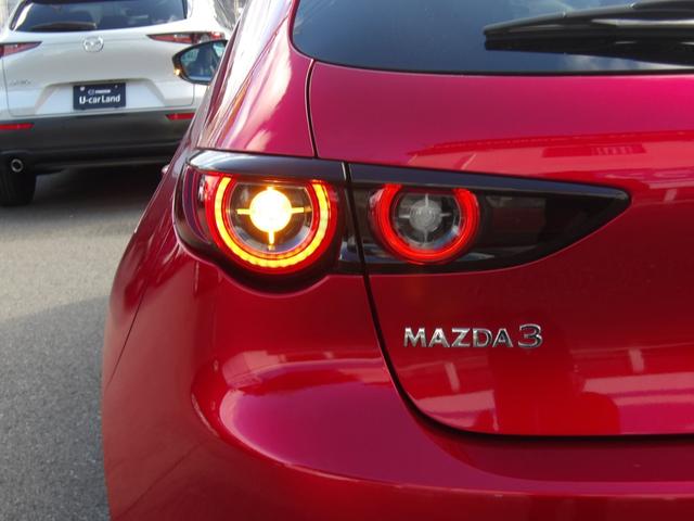 ＭＡＺＤＡ３ファストバック １．５　１５Ｓ　レトロスポーツエディション　当社デモカー／禁煙車／安全装備／ナビ／フルセグＴＶ／３６０°全方位モニター／カープレイ対応／ＢＳＭ／アダプティブＬＥＤ／レーダークルーズ／シートヒーター／ＥＴＣ／キーレス／マツダ純正１８インチアルミ（55枚目）