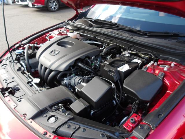 ＭＡＺＤＡ３ファストバック １．５　１５Ｓ　レトロスポーツエディション　当社デモカー／禁煙車／安全装備／ナビ／フルセグＴＶ／３６０°全方位モニター／カープレイ対応／ＢＳＭ／アダプティブＬＥＤ／レーダークルーズ／シートヒーター／ＥＴＣ／キーレス／マツダ純正１８インチアルミ（57枚目）
