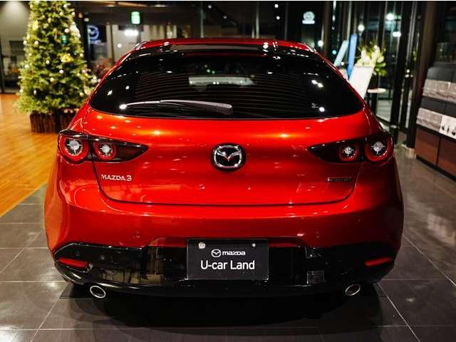 ＭＡＺＤＡ３ファストバック １．５　１５Ｓ　レトロスポーツエディション　当社デモカー／禁煙車／安全装備／ナビ／フルセグＴＶ／３６０°全方位モニター／カープレイ対応／ＢＳＭ／アダプティブＬＥＤ／レーダークルーズ／シートヒーター／ＥＴＣ／キーレス／マツダ純正１８インチアルミ（61枚目）