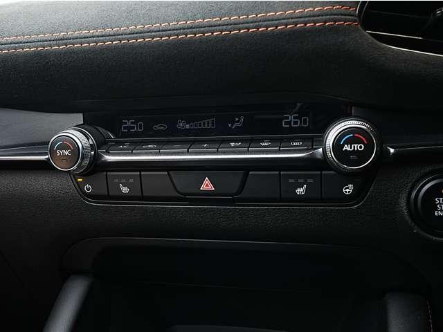 ＭＡＺＤＡ３ファストバック １．５　１５Ｓ　レトロスポーツエディション　当社デモカー／禁煙車／安全装備／ナビ／フルセグＴＶ／３６０°全方位モニター／カープレイ対応／ＢＳＭ／アダプティブＬＥＤ／レーダークルーズ／シートヒーター／ＥＴＣ／キーレス／マツダ純正１８インチアルミ（76枚目）