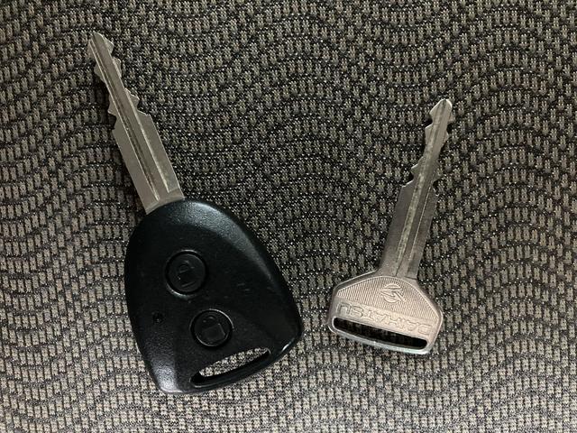 タント L/1年間走行距離無制限保証/ナビ/ETC/車検整備付 1年間走行距離無制限保証 車検整備付 純正ワンセグナビ コラムシフト ETC アイドリングストップ機能 キーレスエントリー 14インチアルミ ハロゲンヘッドライト 左側スライドドア ベンチシート(10枚目)