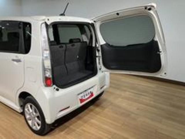 ムーヴ カスタム　Ｘリミテッド／１年保証／車検整備付／ナビ／Ｂカメラ　１年間走行距離無制限保証　車検整備付　ワンセグナビ　バックカメラ　ＥＴＣ　キーフリー　チルトステアリング　運転席シートリフター　ディスチャージヘッドライト　フロントフォグランプ　トップシェイドガラス（6枚目）