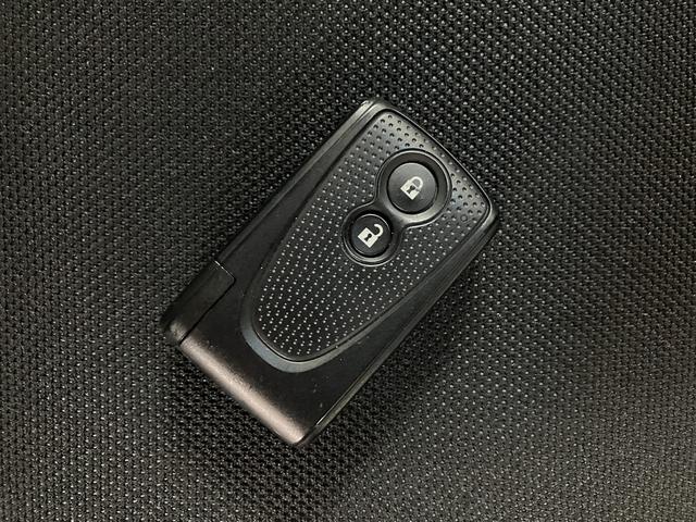 ムーヴ カスタム　Ｘリミテッド／１年保証／車検整備付／ナビ／Ｂカメラ　１年間走行距離無制限保証　車検整備付　ワンセグナビ　バックカメラ　ＥＴＣ　キーフリー　チルトステアリング　運転席シートリフター　ディスチャージヘッドライト　フロントフォグランプ　トップシェイドガラス（24枚目）