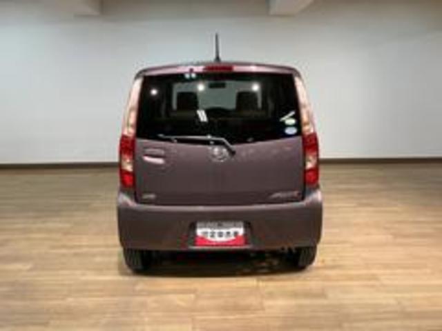 ムーヴ Ｘ／認定中古車／１年間走行距離無制限保証／車検整備付／ＡＵＸ　１年間走行距離無制限保証　車検整備付　純正フルセグナビ　革巻きステアリング　オートエアコン　キーフリーシステム　アイドルストップ機能　１４インチアルミホイール　ハロゲンヘッドライト（4枚目）