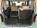 リヤシートを片側倒すと長いお荷物の収納も可能です。