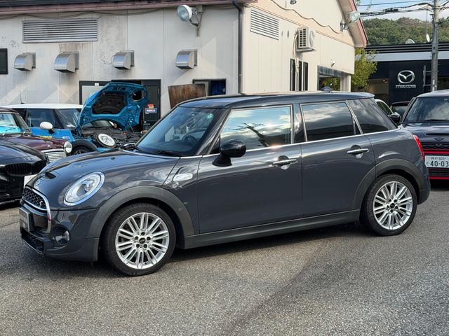 サイドからもご覧下さい！綺麗なラインですね！