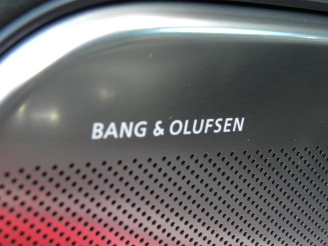 ベースグレード　後期モデル　Ｂａｎｇ＆Ｏｌｕｆｓｅｎ　オプション本革シート　シートヒーター＆クーラー　マトリクスＬＥＤヘッドライト　サンルーフ　ナイトビジョン　ナビ　フルセグＴＶ　３６０度バックカメラ　取説スペアキー(29枚目)