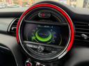 MINI クーパー ペッパーパッケージ クロームラインエクステリア 純正HDDナビ Bluetooth デジタルインナーミラー 純正17インチAW ドライブレコーダー 取説保証書 スペアキー 正規ディーラー車 3ヶ月保証 中古車画像_4