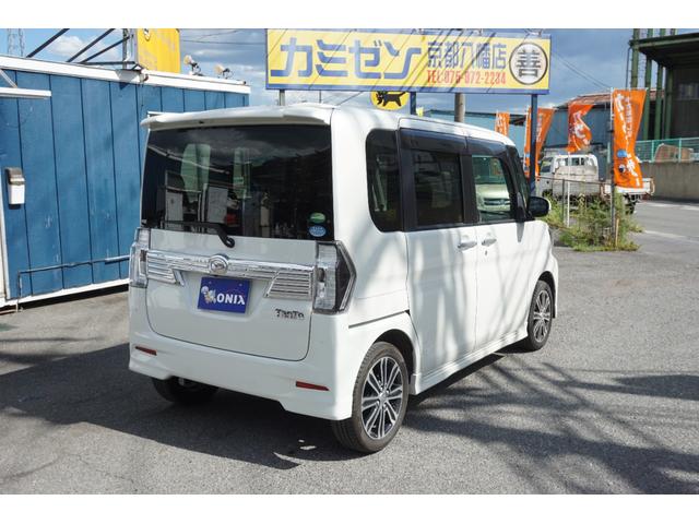 タント カスタムＲＳ　トップエディションリミテッドＳＡＩＩＩ　両側電動スライドドア　純正ナビ　パノラマモニター　シートヒーター　ドラレコ　ＥＴＣ　ＡＨＢ　ＬＥＤヘッドライト　衝突軽減　純正アルミ　スマートキー　ターボ車（6枚目）