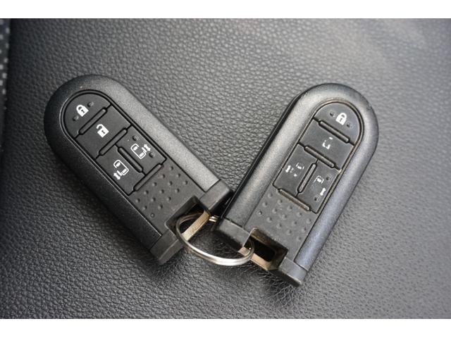 タント カスタムＲＳ　トップエディションリミテッドＳＡＩＩＩ　両側電動スライドドア　純正ナビ　パノラマモニター　シートヒーター　ドラレコ　ＥＴＣ　ＡＨＢ　ＬＥＤヘッドライト　衝突軽減　純正アルミ　スマートキー　ターボ車（19枚目）