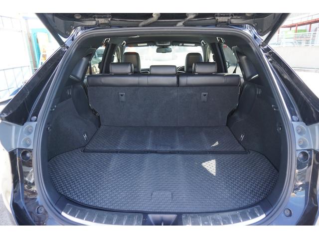 ハリアー プレミアム　４ＷＤ　モデリスタエアロ　純正９インチナビ　Ｂカメラ　フルセグＴＶ　Ｂｌｕｅｔｏｏｔｈオーディオ　ハーフレザーシート　Ｐバックドア　レーンキープ　クルーズＣ　ＬＥＤヘッドライト　ＥＴＣ　スマートキー（25枚目）