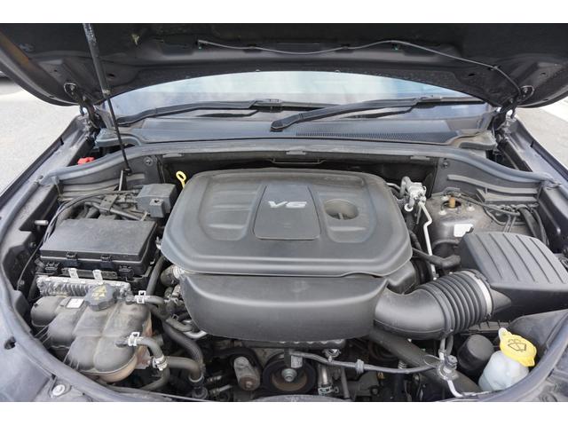 ジープ・グランドチェロキー サミット　サンルーフ　黒レザーシート　４ＷＤ　社外２０ＡＷ　純正ナビ　ＴＶ　Ｂカメラ　Ｆカメラ　ハーマンカードン　衝突軽減　レーンセンス　ブラインドスポット　クルーズＣ　ＥＴＣ　ＨＩＤ　パドルＳ　ルーフレール（36枚目）