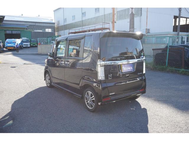 N-BOXカスタム G・Lパッケージ 電動スライドドア 社外ナビ バックカメラ フルセグTV ETC HID オートライト 純正アルミ スマートキー オートエアコン(6枚目)