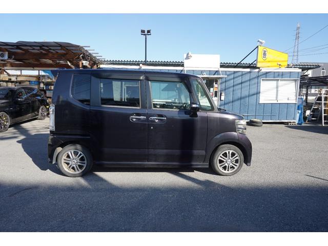 N-BOXカスタム G・Lパッケージ 電動スライドドア 社外ナビ バックカメラ フルセグTV ETC HID オートライト 純正アルミ スマートキー オートエアコン(7枚目)