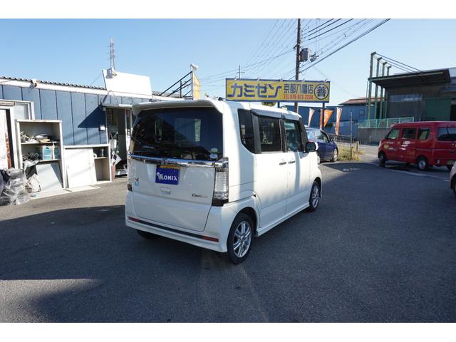 N-BOXカスタム G・Lパッケージ 電動スライドドア スマートキー 社外ナビ TV HID オートライト 純正アルミ(4枚目)