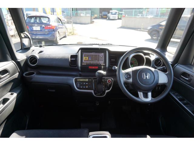 Ｎ－ＢＯＸ Ｇ　ＳＳパッケージ　両側電動スライドドア　スマートキー　社外ナビ　バックカメラ　フルセグＴＶ　Ｂｌｕｅｔｏｏｔｈオーディオ　ＥＴＣ　オートエアコン　純正アルミ（9枚目）