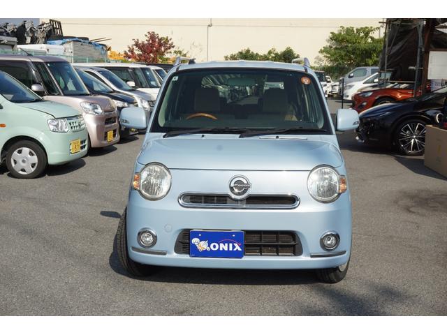 ミラココア ココアプラスＸ　ＭＯＭＯハンドル　スマートキー　純正オーディオ　オートエアコン　ルーフレール（2枚目）