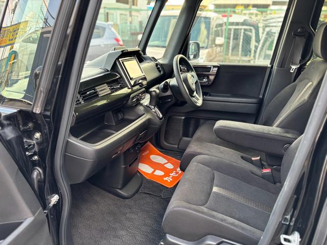 N-BOXカスタム G・L 電動スライドドア 社外ナビ バックカメラ フルセグTV Bluetoothオーディオ ドラレコ LEDヘッドライト オートライト ETC 純正アルミ スマートキー オートエアコン(9枚目)