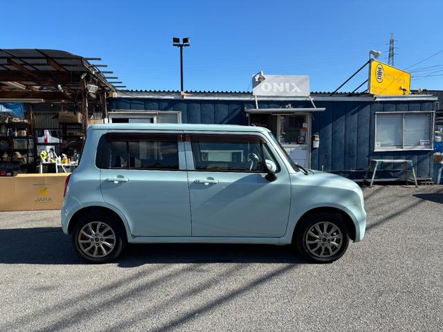 アルトラパン Ｘ　スマートキー　純正オーディオ　社外アルミ　プッシュスタート　車検令和９年３月（8枚目）