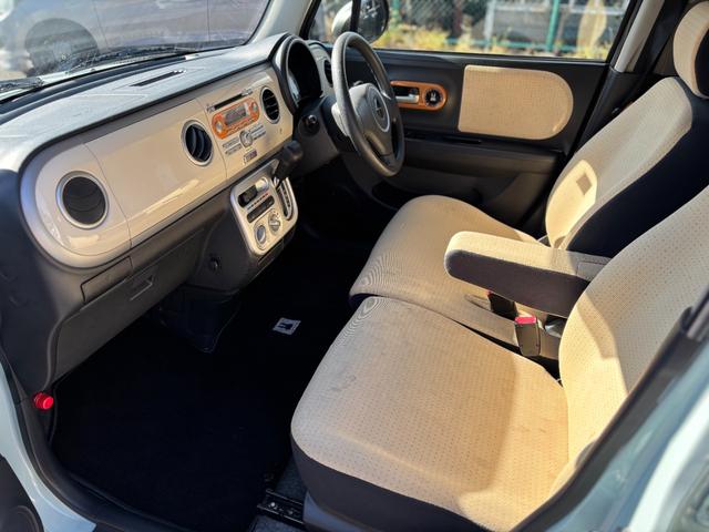 アルトラパン Ｘ　スマートキー　純正オーディオ　社外アルミ　プッシュスタート　車検令和９年３月（9枚目）