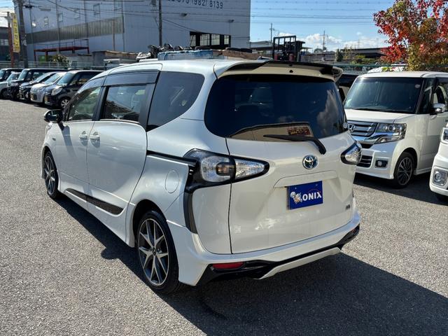 シエンタ ハイブリッドG モデリスタエアロ モデリスタAW 両側電動スライドドア 衝突軽減 レーンキープ AHB 社外ナビ バックカメラ TV Bluetoothオーディオ ETC シートヒーター HID 7人乗り(6枚目)