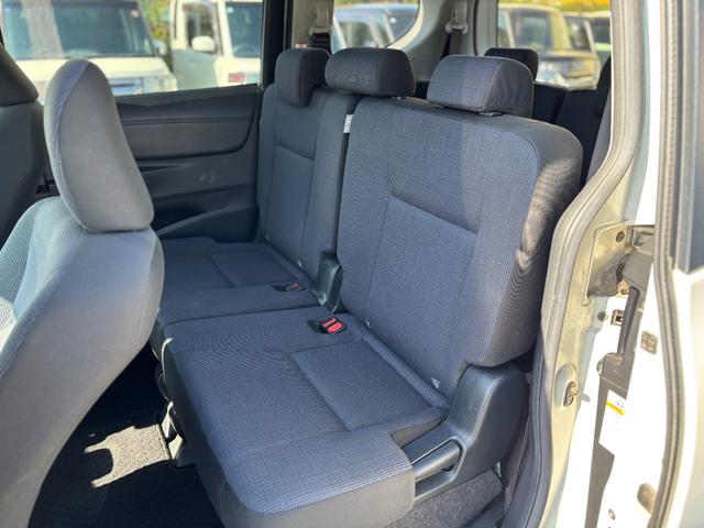 シエンタ ハイブリッドG モデリスタエアロ モデリスタAW 両側電動スライドドア 衝突軽減 レーンキープ AHB 社外ナビ バックカメラ TV Bluetoothオーディオ ETC シートヒーター HID 7人乗り(10枚目)