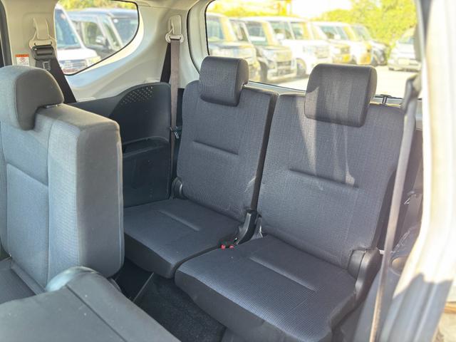 シエンタ ハイブリッドG モデリスタエアロ モデリスタAW 両側電動スライドドア 衝突軽減 レーンキープ AHB 社外ナビ バックカメラ TV Bluetoothオーディオ ETC シートヒーター HID 7人乗り(11枚目)