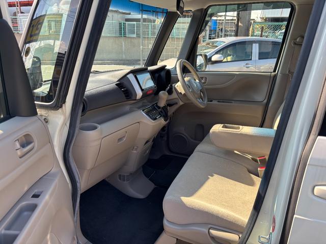 Ｎ－ＢＯＸ＋ Ｇ・Ｌパッケージ　両側電動スライドドア　スマートキー　社外ナビ　バックカメラ　フルセグＴＶ　Ｂｌｕｅｔｏｏｔｈオーディオ　ＨＩＤ　オートライト　オートエアコン（9枚目）