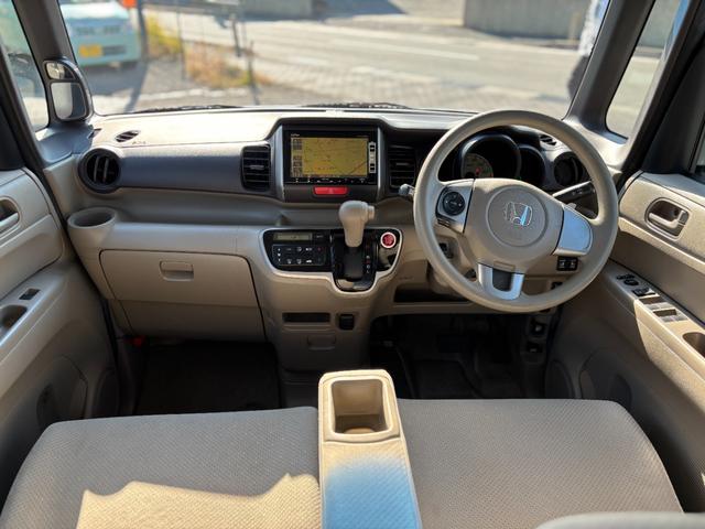 Ｎ－ＢＯＸ Ｇ・Ｌパッケージ　両側電動スライドドア　スマートキー　純正ナビ　バックカメラ　ＴＶ　オートエアコン（11枚目）