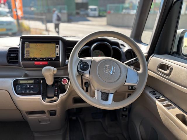 Ｎ－ＢＯＸ Ｇ・Ｌパッケージ　両側電動スライドドア　スマートキー　純正ナビ　バックカメラ　ＴＶ　オートエアコン（12枚目）