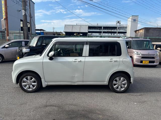 アルトラパン Ｘ　社外ナビ　フルセグＴＶ　Ｂｌｕｅｔｏｏｔｈオーディオ　スマートキー２コ　純正アルミ　ＥＴＣ（7枚目）