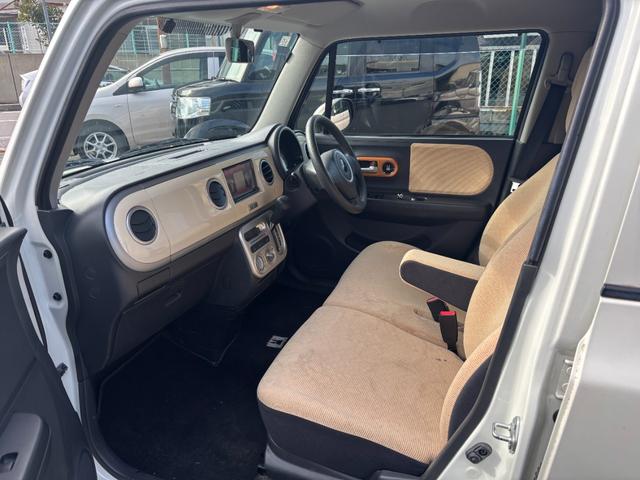 アルトラパン Ｘ　社外ナビ　フルセグＴＶ　Ｂｌｕｅｔｏｏｔｈオーディオ　スマートキー２コ　純正アルミ　ＥＴＣ（9枚目）