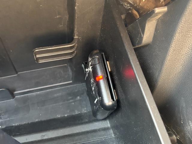 アルトラパン Ｘ　社外ナビ　フルセグＴＶ　Ｂｌｕｅｔｏｏｔｈオーディオ　スマートキー２コ　純正アルミ　ＥＴＣ（19枚目）