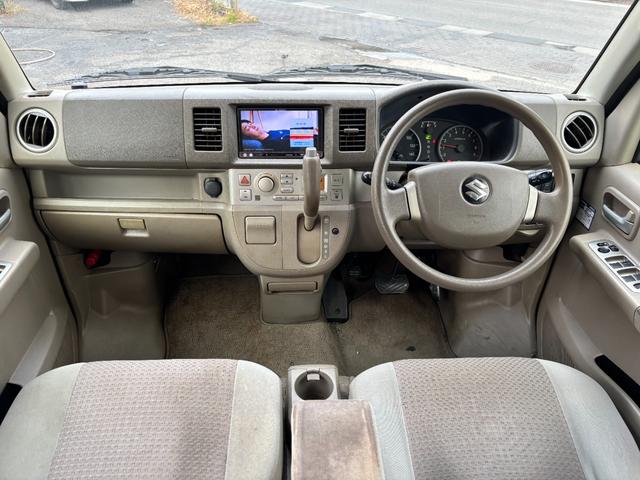 取り扱いサービス　（当社指定ナビ販売、ナビ、ドライブレコーダー、ＥＴＣ取り付けやスモークフィルム加工等）　納車にあわせて行います！ベテランの整備士が担当します。工賃優遇！ぜひご用命ください。