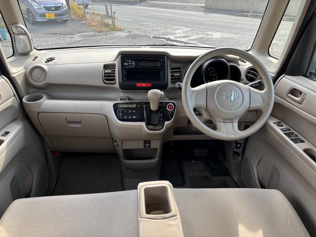 Ｎ－ＢＯＸ Ｇ　衝突軽減システム　スマートキー　両側スライドドア　オートエアコン　ＣＤ（11枚目）