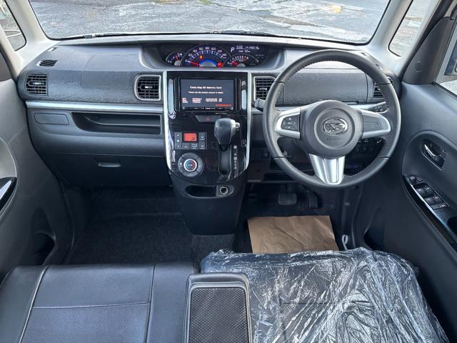 タント カスタムＲＳ　トップエディションＳＡＩＩ　両側電動スライドドア　スマートキー　衝突軽減システム　社外ナビ　バックカメラ　フルセグＴＶ　Ｂｌｕｅｔｏｏｔｈオーディオ　ＬＥＤヘッドライト　オートライト　ＥＴＣ　ターボ車　純正アルミ（11枚目）