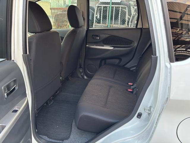 デイズ ハイウェイスター　Ｊ　純正ナビ　フルセグＴＶ　キーレス　オートエアコン　純正アルミ（10枚目）