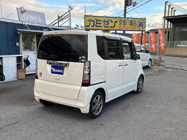 N-BOX G SSパッケージ 両側電動スライドドア スマートキー 社外ナビ バックカメラ フルセグTV Bluetoothオーディオ LEDヘッドライト ETC オートエアコン 純正アルミ(4枚目)